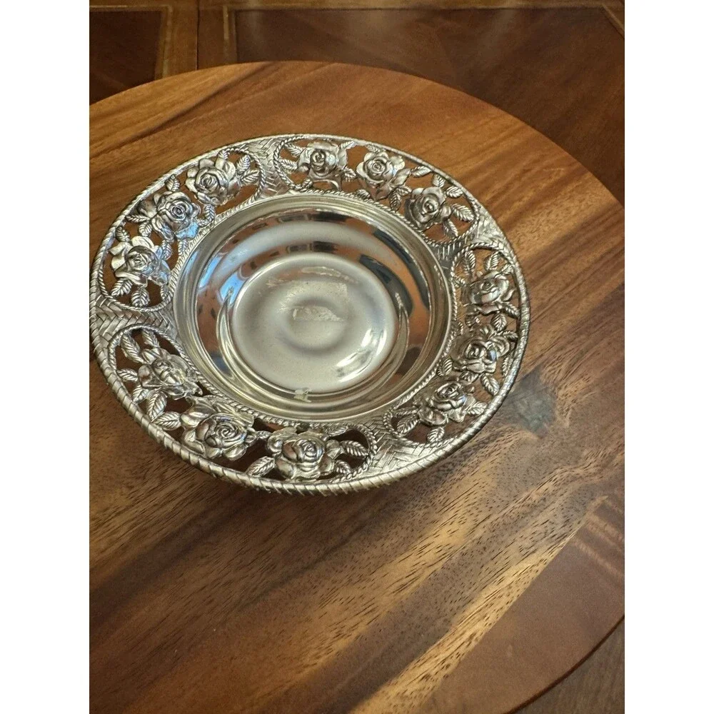 Vintage Silvertone Metal 3-toed footed Nappy Bowl Candy Dish Roses Flowers